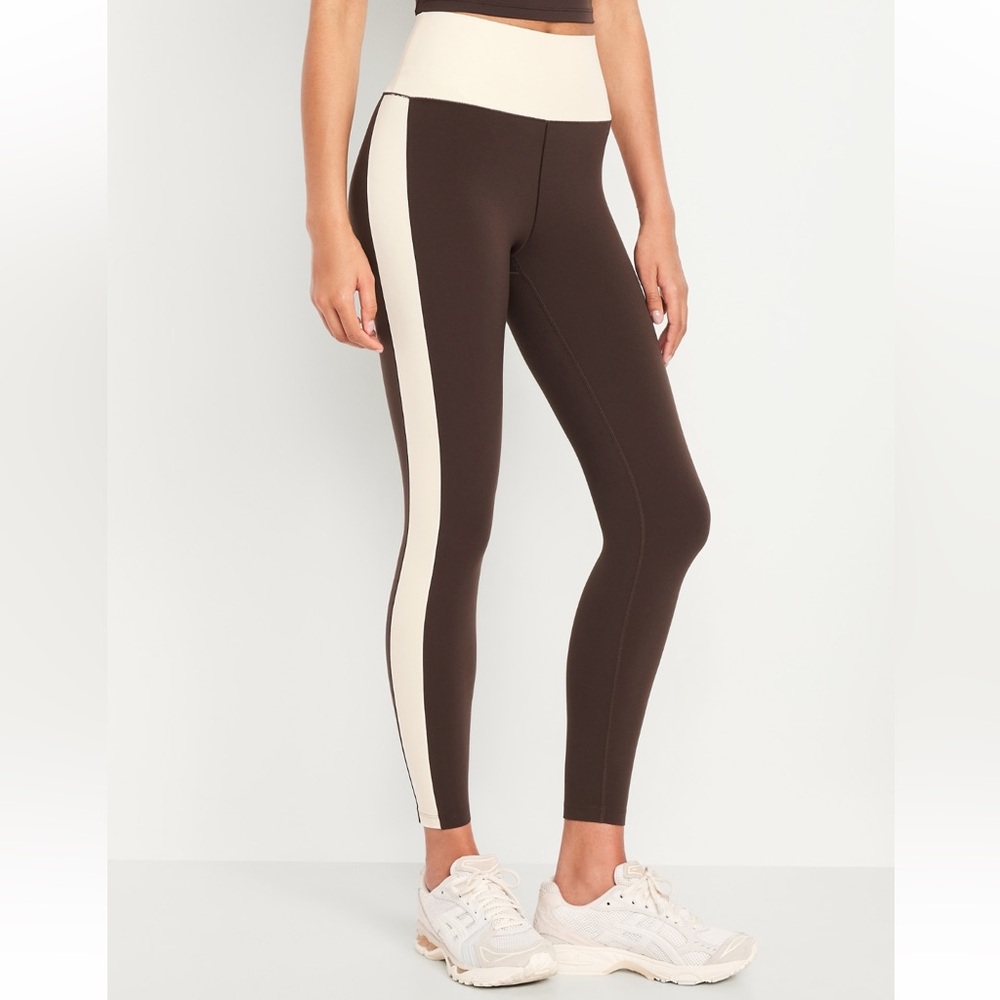 Extra High Waisted StudioSmooth 7/8 Leggings